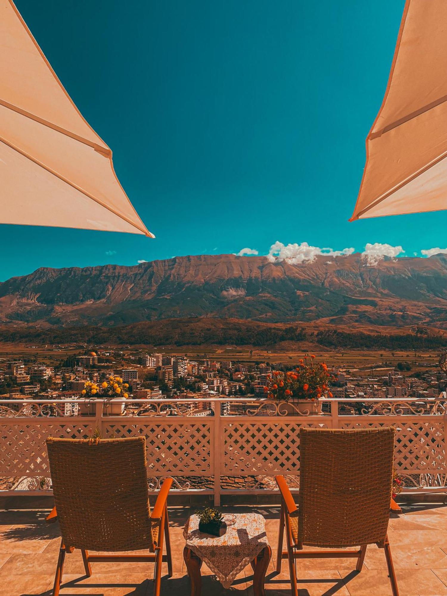 Guest House Juald Gjirokaster Ngoại thất bức ảnh