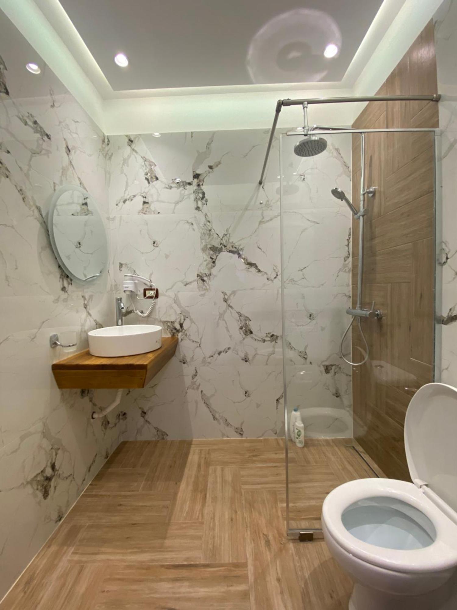 Guest House Juald Gjirokaster Ngoại thất bức ảnh